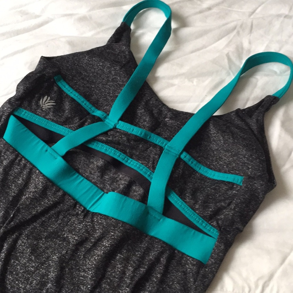 Workout top forever 21